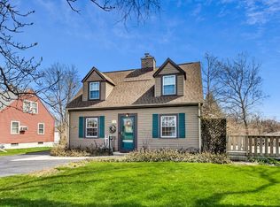 5513 Hillcrest Ave, Downers Grove, IL 60515