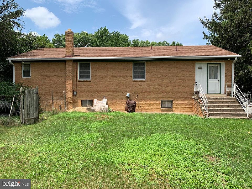 2nd image of 5416 Keppler Rd