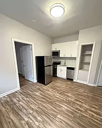 69 Van Reypen Street, #406