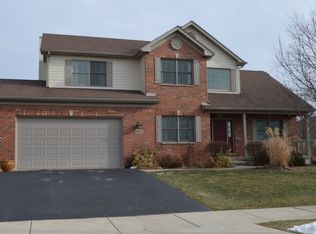 1015 Peregrine Way, Hampshire, IL 60140