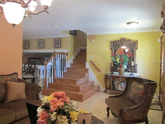 4th image of 16531 Forestlake Dr