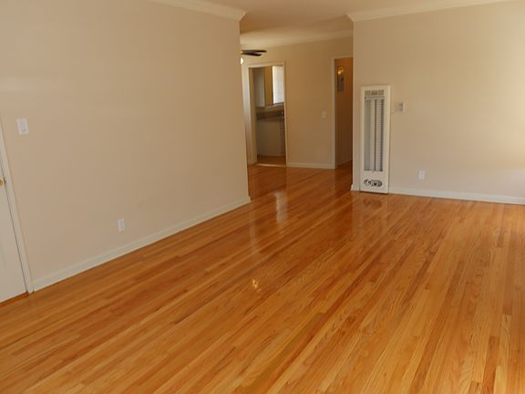 4th image of 400 S Camden Dr APT 8