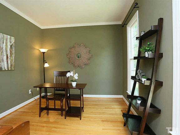 4th image of 107 Perry Creek Dr