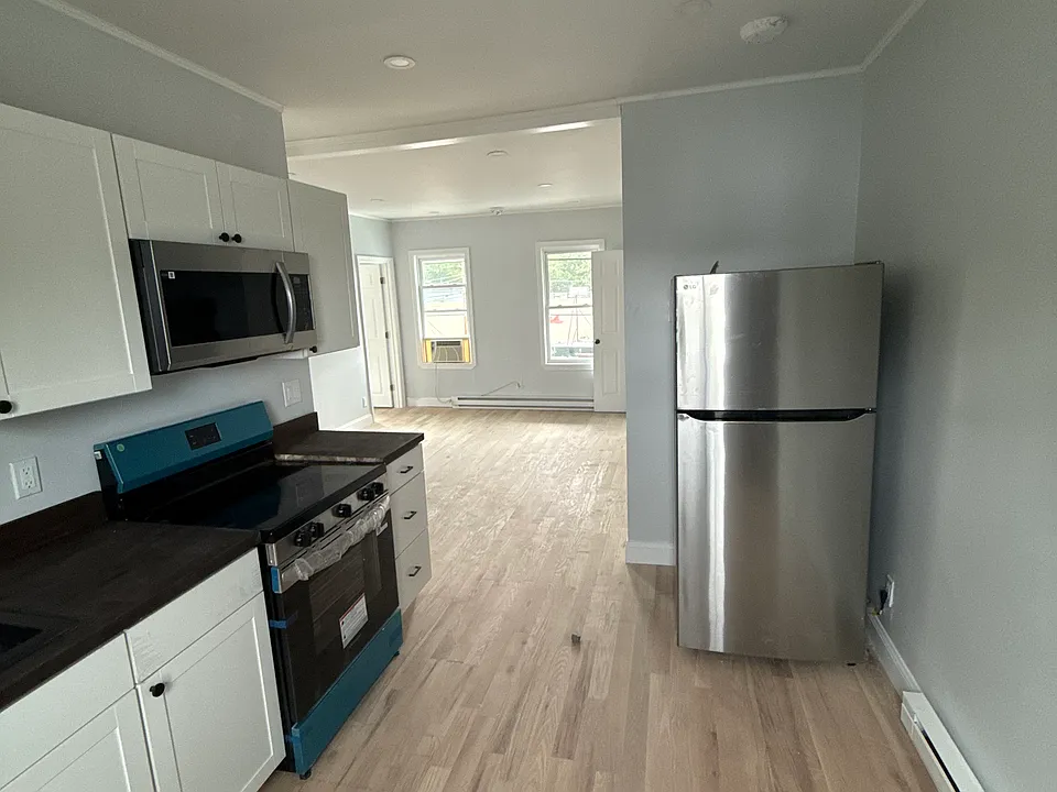6 Clemence St #3B