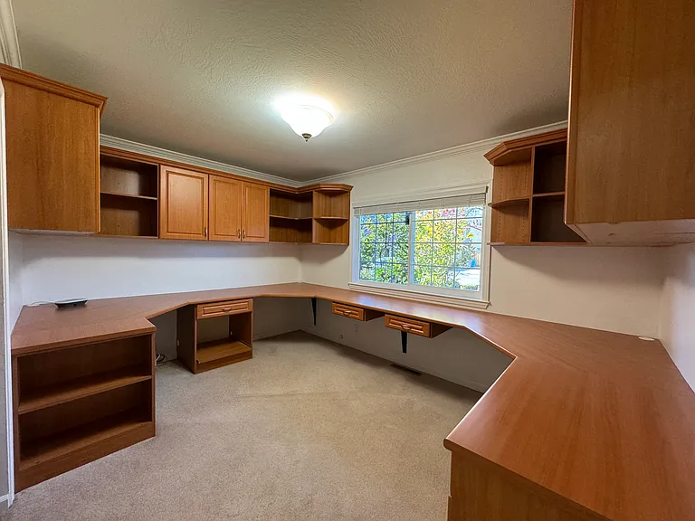 1574 James Town Dr — Photo 10