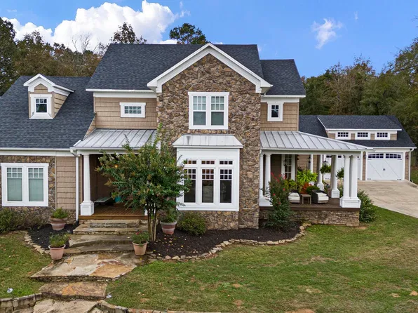 688 Bayview Cir, Clarksville, AR 72845