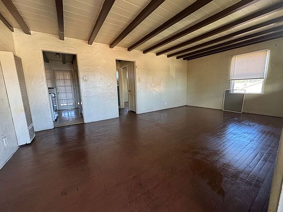 4th image of 1550 N Arrowhead Ave #1566