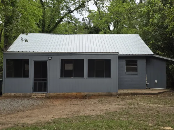 205 Mitchell Ave, Albany, GA 31705