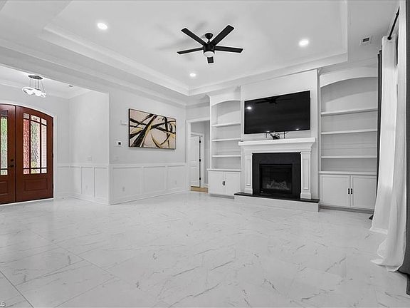 5th image of 7676 Caber Rd