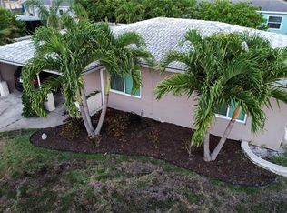 345 145th Ave E, Madeira Beach, FL 33708