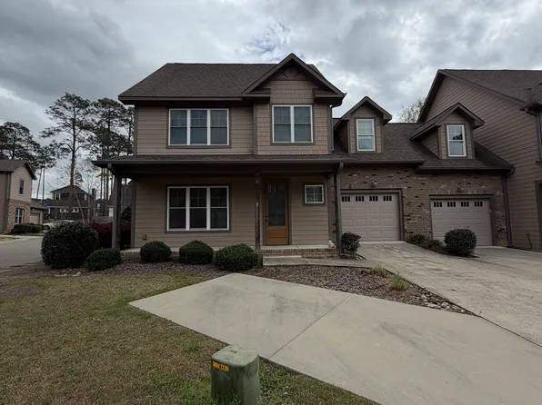 130 Pine Branch Ct, Southern Pines, NC 28387