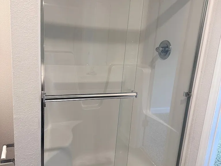 1402 NE Mary Ct — Photo 12