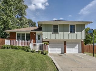 4225 S Cottage Ave, Independence, MO 64055