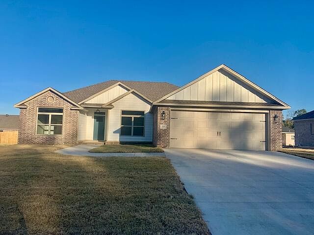 1st image of 313 Promenade Cir