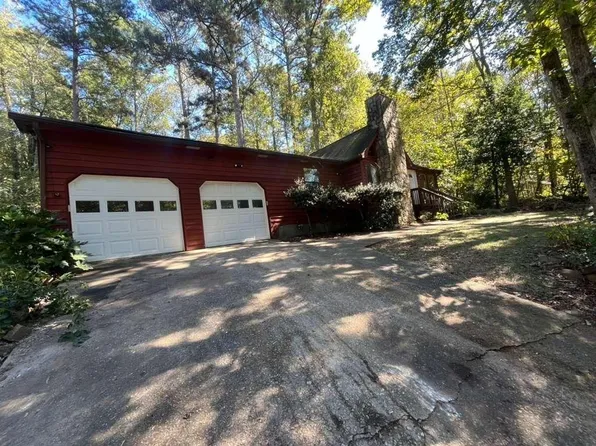 4380 Cary Dr, Snellville, GA 30039