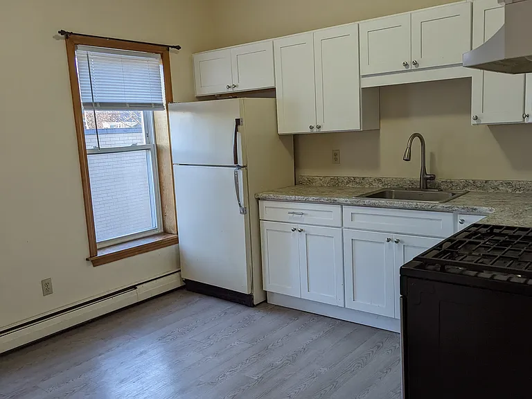 312 Cambridge St #3 — Photo 7