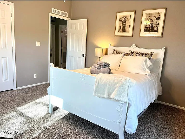 5824 E Montgomery Rd — Photo 44