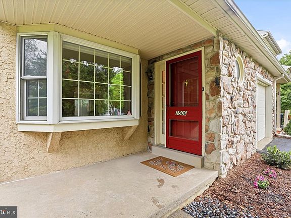 2nd image of 1500 Salaway Ct