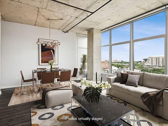 4th image of 50 E 16th St Unit 1008