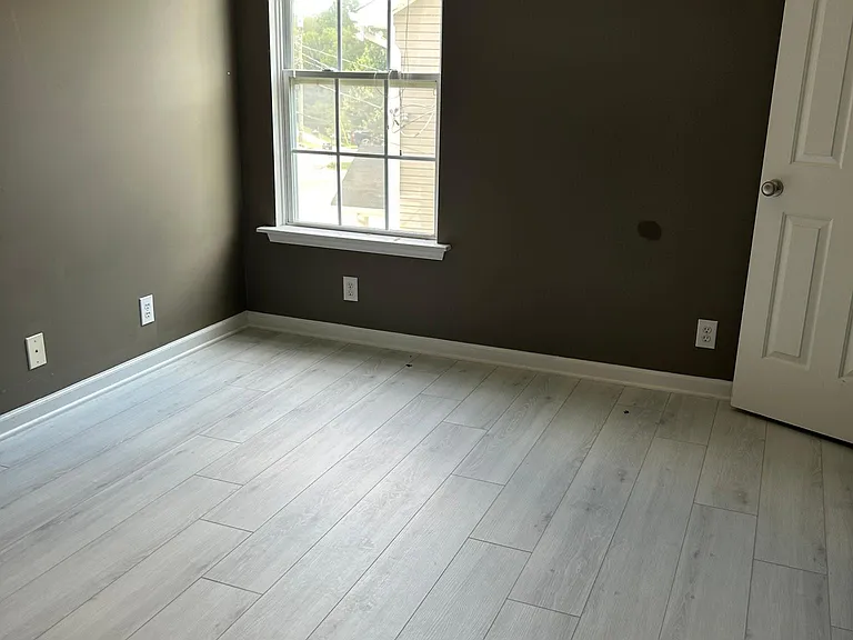 104 Parker Dr — Photo 14