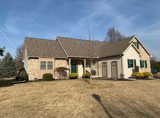 4806 Cabriolet Ln, Maumee, OH 43537