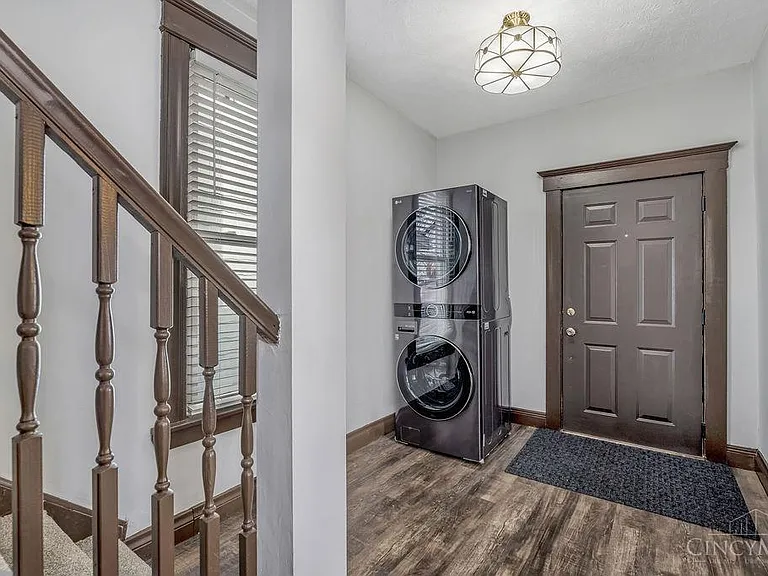 3481 Montgomery Rd — Photo 11