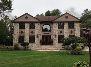 11 Dotys Mill Rd, Acushnet, MA 02743