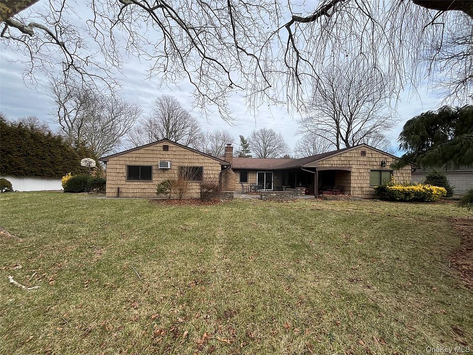 15 Wildwood Drive, Dix Hills, NY 11746 | Zillow