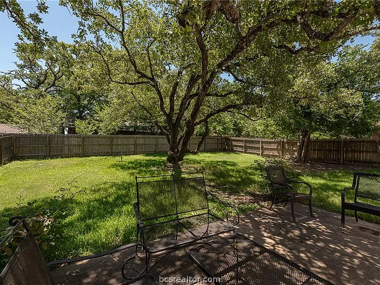 1405 Magnolia Dr — Photo 12