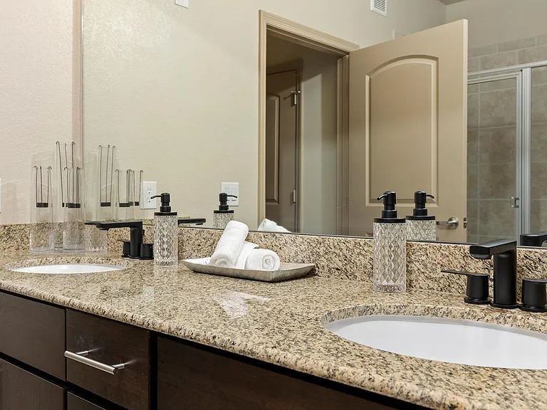 Mosaic Westshore Apartments — Photo 23