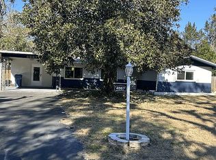 4967 Mockingbird Dr, Dade City, FL 33523