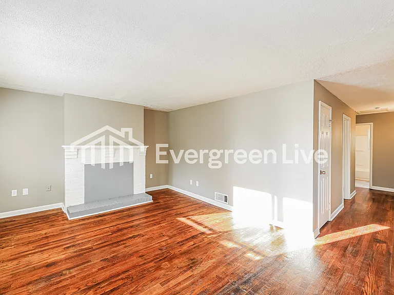 27 Orchard Dr — Photo 5