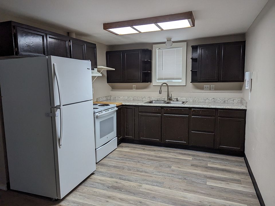 1st image of 2224 Eastland St APT 2
