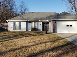 209 E 25th St, Sedalia, MO 65301
