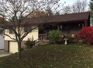 13 Rose Ln, Washington, IN 47501