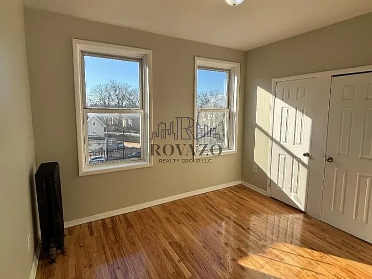 76 N 9th St #14AA — Photo 3