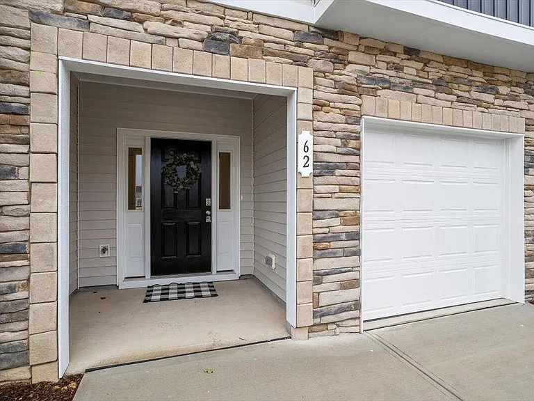 74 Amaryllis Ln — Photo 9
