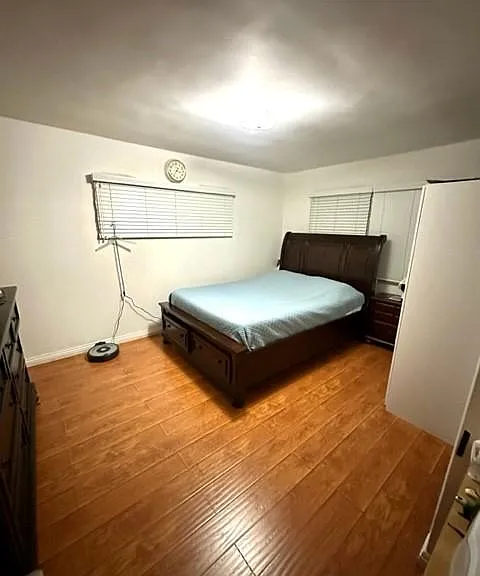 7847 Kelvin Ave — Photo 3