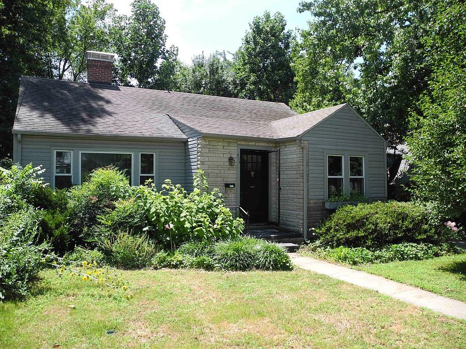 615 W Elm St, Carbondale