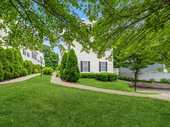 38 Stuart Avenue APT C, Norwalk, CT 06850