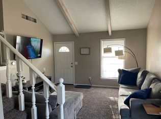 7015 Sobbie Rd, Pleasant Valley, MO 64068