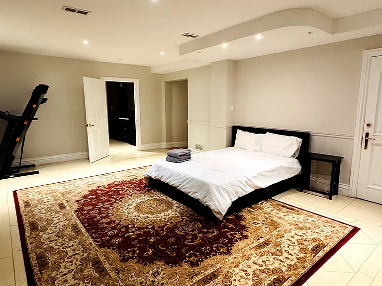1414 Indian Grv #BASEMENT — Photo 2
