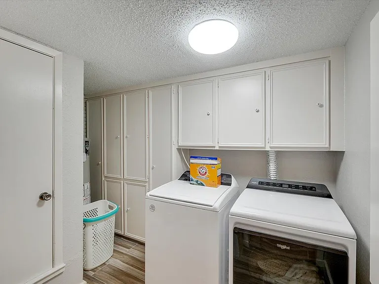 612 W Northgate Dr #612 — Photo 14