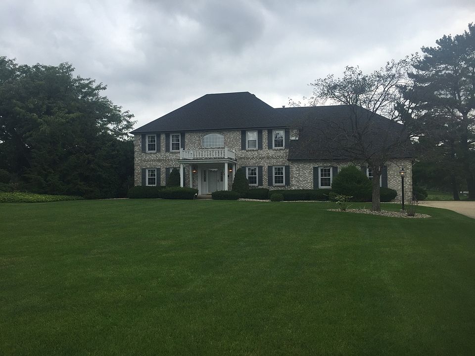 1st image of 707 River Pointe Pl