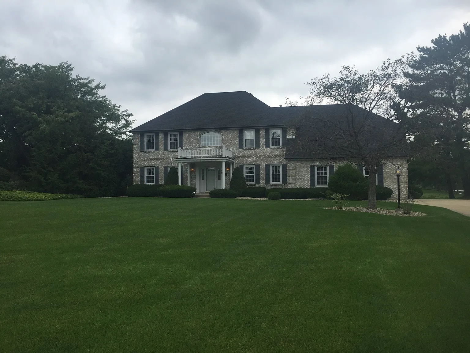 707 River Pointe Pl photo 1