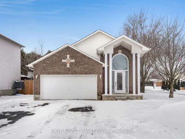 403 Centenaire St, Russell, ON K0A 1W0