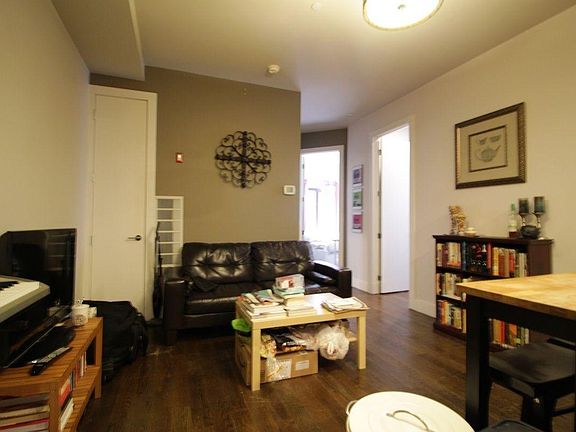 5th image of 17 Troutman St APT 03F