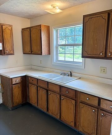 3rd image of 304 16th St N #304