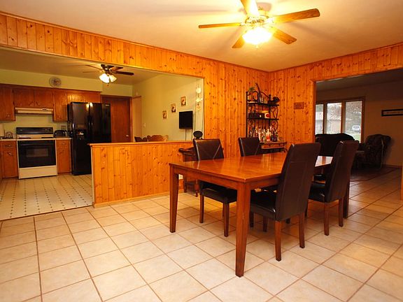 Open Kitchen / Dining