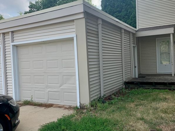701 Kenwood Rd APT A, Champaign, IL 61821
